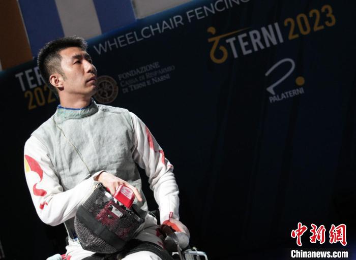 杭州亚残运会中国代表团旗手公布：黄晓连、孙