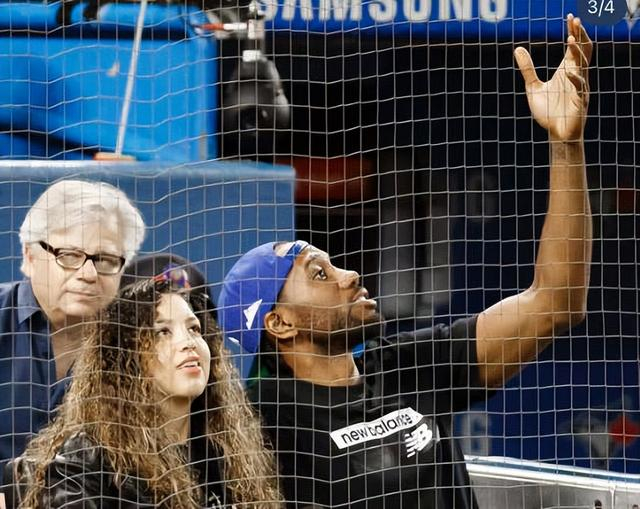 34岁伦纳德赛季数据惊艳 亿元合同或成定局