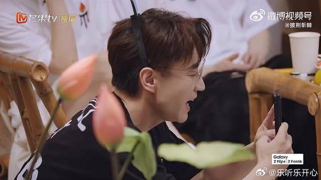 莱万双响助巴萨7-2大胜纽卡