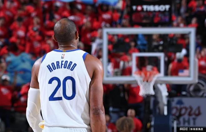 勇士逆转快船锁定西部第八，铁牛防守成关键